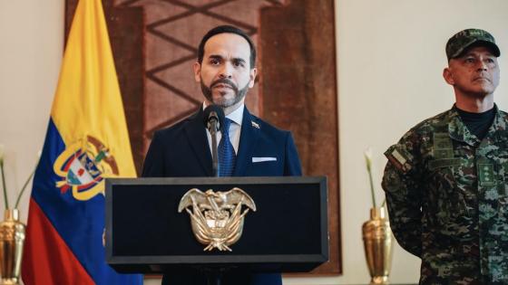 Presidente abelardo de la espriella combate drogas esta dando discurso