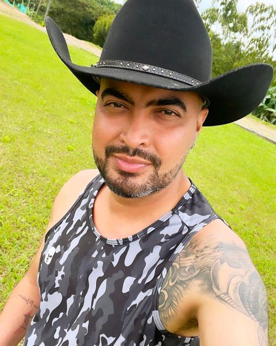 @jhonalexcastano