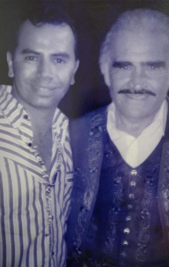 Jhonny Rivera y el desarrollo de su carrera artística