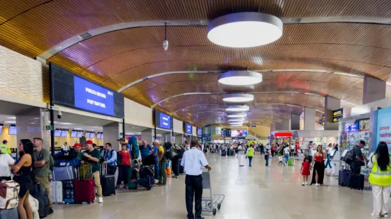 aeropuerto-Cartagena-movilización-Semana-Santa