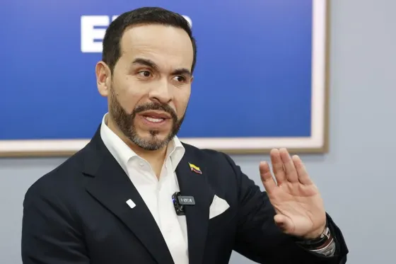 El Congreso abre la puerta para que De La Espriella se posesione fuera de Bogotá