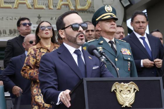 Abelardo De La Espriella anuncia extradición a EE. UU. de cinco cabecillas 