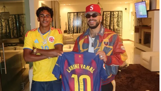 Lamine Yamal y Ryan Castro