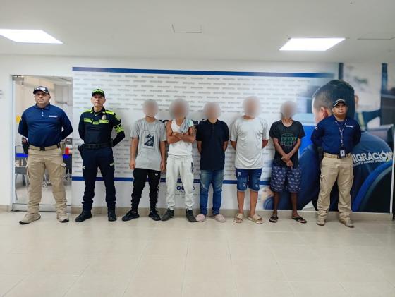 Migración Colombia expulsó a cinco extranjeros de Bucaramanga
