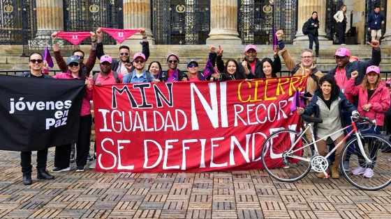 Jovenes defienden Min Igualdad
