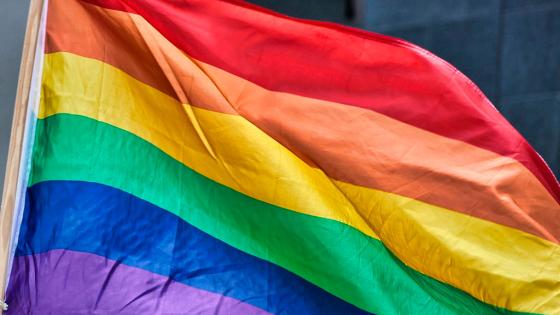 Adolescentes LGBT cinco veces más propensos a deprimirse