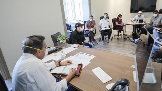 Presidente Cortizo y equipo de trabajo