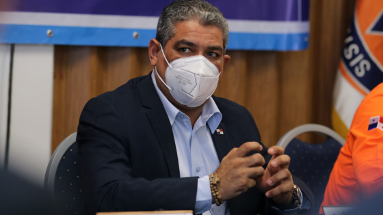 Ministro de Salud, Luis Fernando Sucre