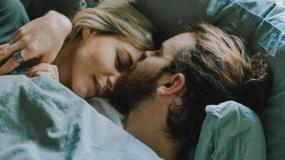 dormir en pareja