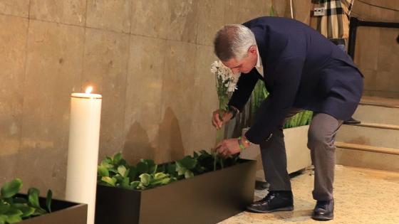Conmemoración a policías asesinados en Amalfi.