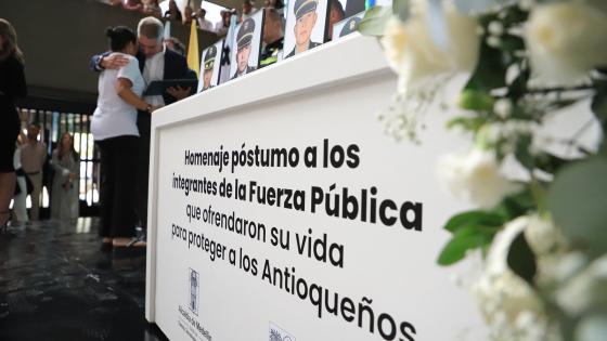 Conmemoración a policías asesinados en Amalfi.