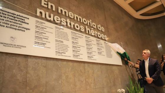 Conmemoración a policías asesinados en Amalfi.