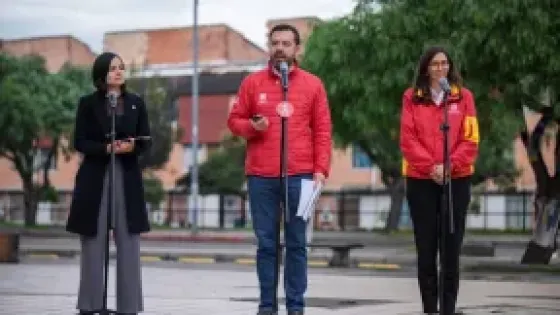 Claudia Díaz, secretaria de Movilidad, Carlos Fernando Galán, alcalde Mayor de Bogotá, y Ana María Cadena, secretaria de Hacienda