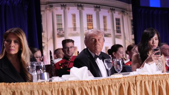 Donald Trump, evacuado de emergencia. 