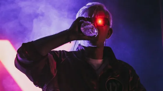 El productor y DJ francés Kavinsky