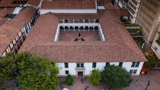 Abren becas del 50 % para estudiar maestrías en Cundinamarca